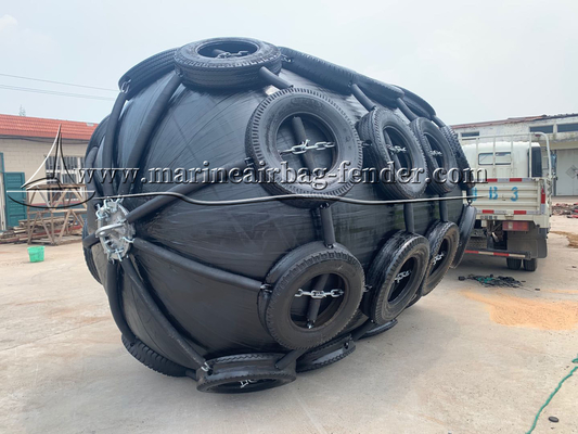 Dia 0,3m-4,5m Schepen Pneumatische rubber fender voor maritieme toepassingen