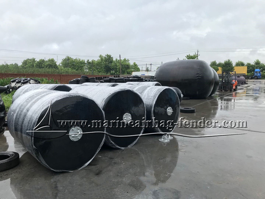 30-120 kg/m3 Floating Foam Fender met warm gegalvaniseerd / roestvrij staal ketennet