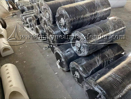 Kleurrijke Marine EVA Foam Fender Verbeterde Polyurea Huid HG/T 5327-2018 Standard