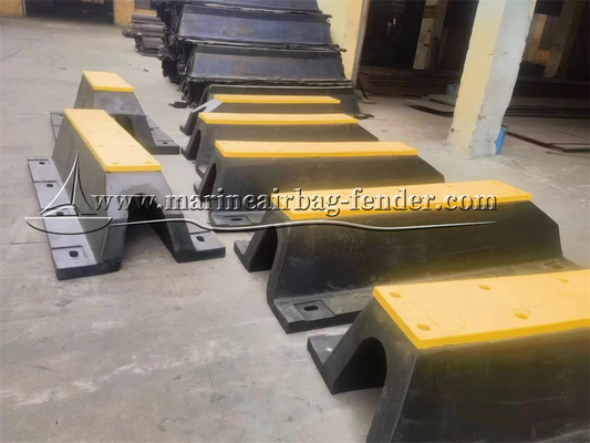 Natuurrubber Dock Fender / Arch Rubber Fender voor Wharf en Bumper