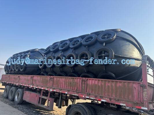 CCS-gecertificeerde hoge treksterkte Dock Sling type rubber fender met roestvrijstalen pin
